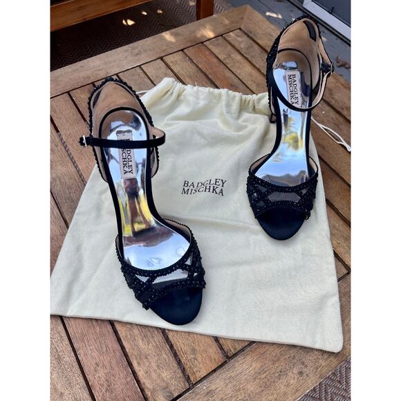 BADGLEY MISCHKA Black Mesh and Rhinestone Stilettos, w/ Dustbag! Size 9 - Picture 1 of 13